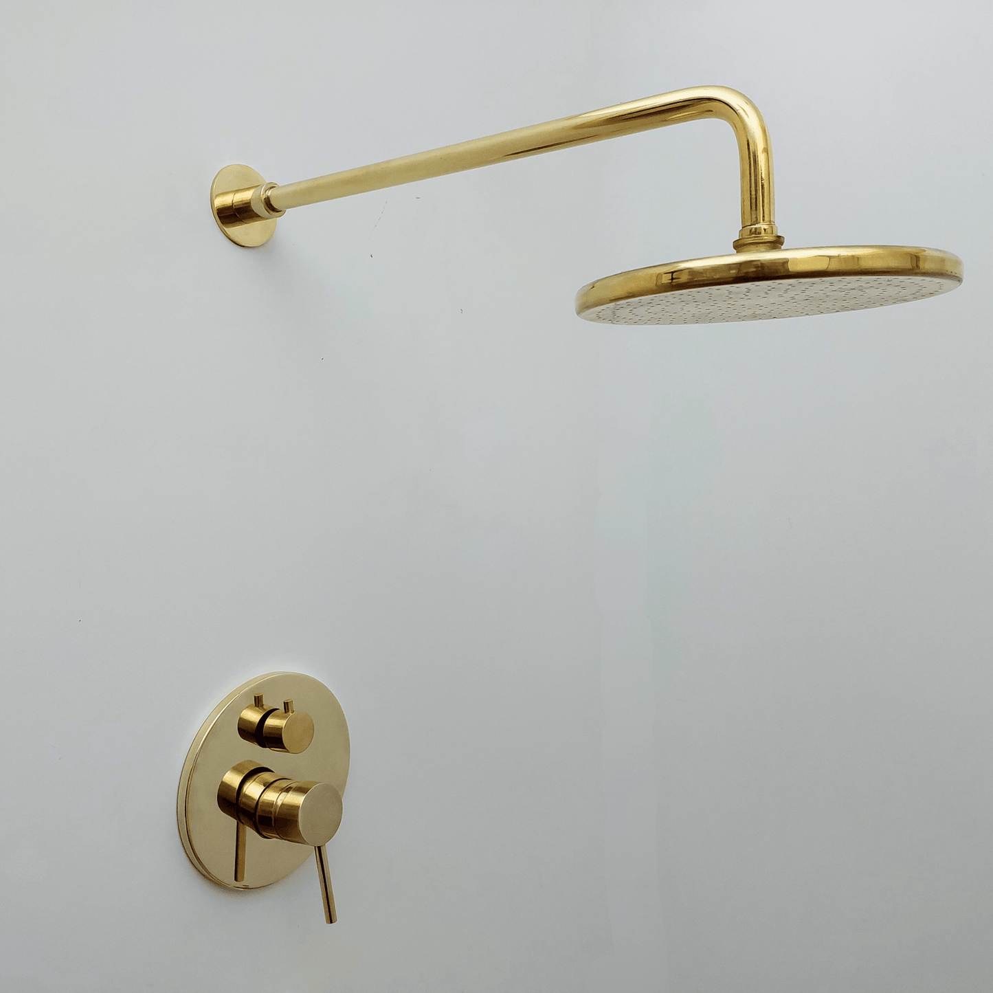 Unlacquered Brass Shower System with Tub Filler and Round Rain Shower Head - Ref: ATLASS51