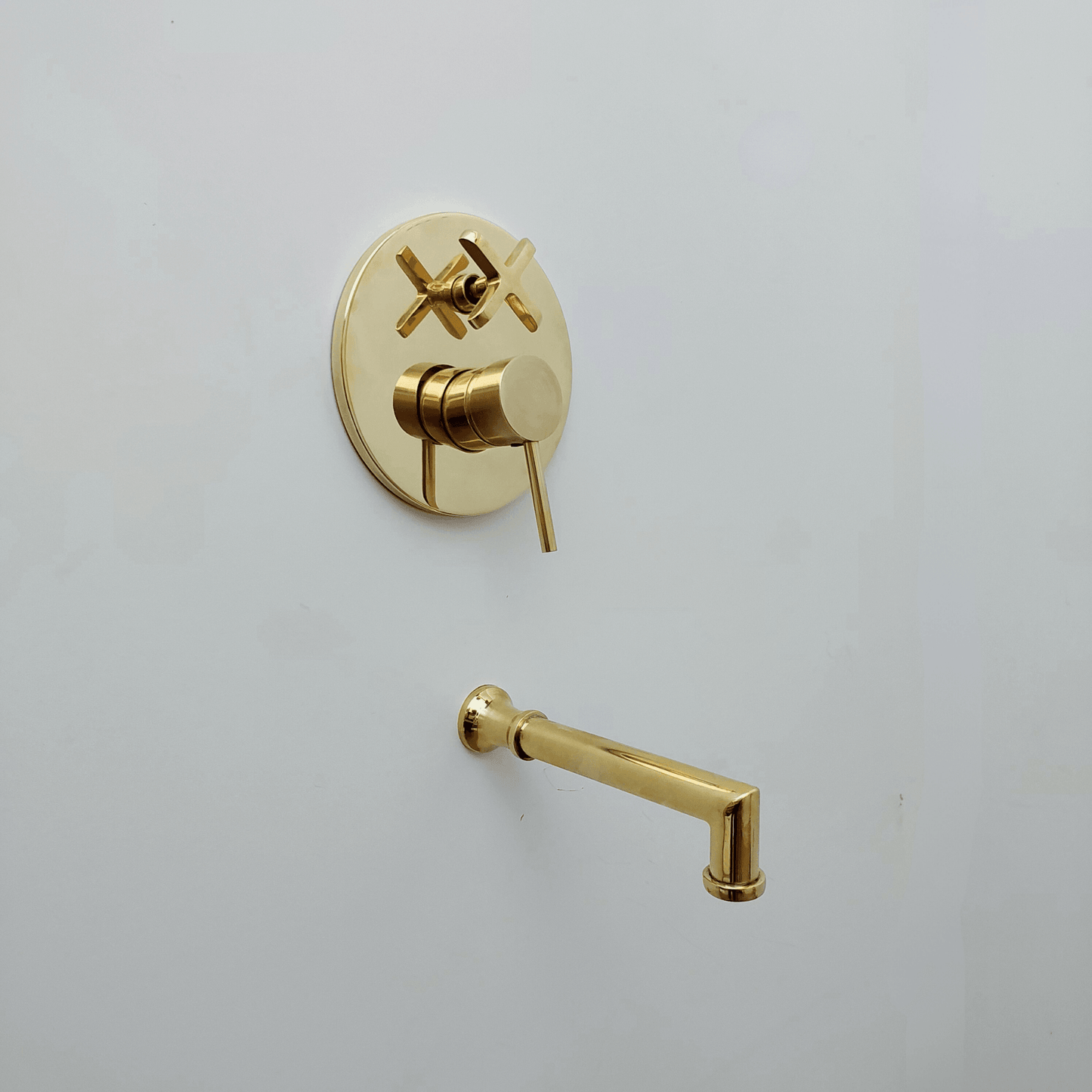 Unlacquered Brass Shower System with Tub Filler and Round Rain Shower Head - Ref: ATLASS51