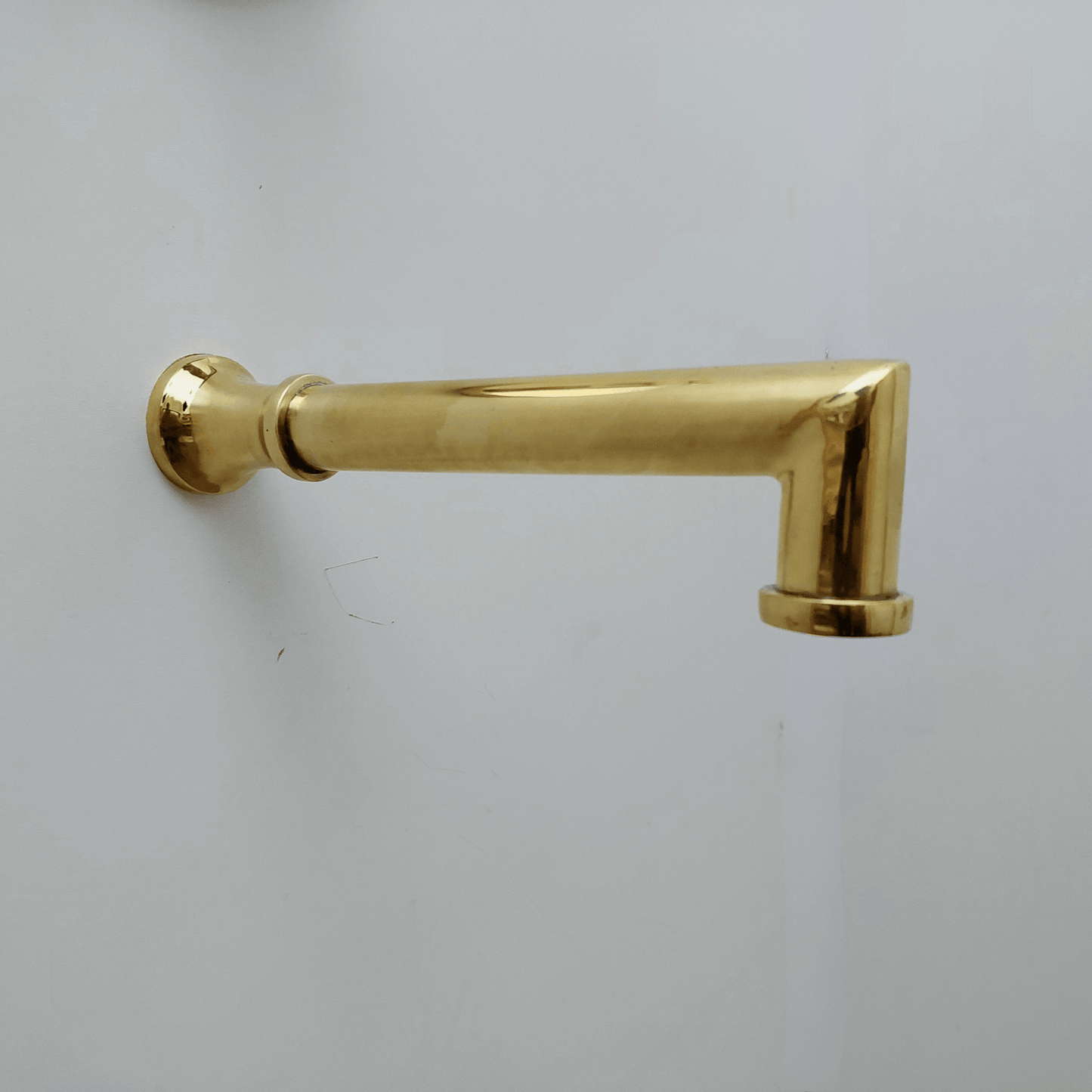 Unlacquered Brass Shower System with Tub Filler and Round Rain Shower Head - Ref: ATLASS51