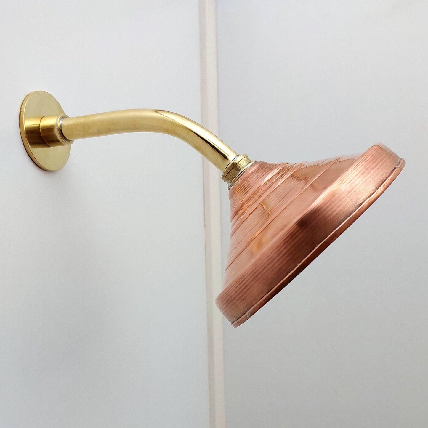 Copper Round Rain Shower Head with Brass Curved Arm for Outdoor and Indoor Shower System - Ref: ATLASS42