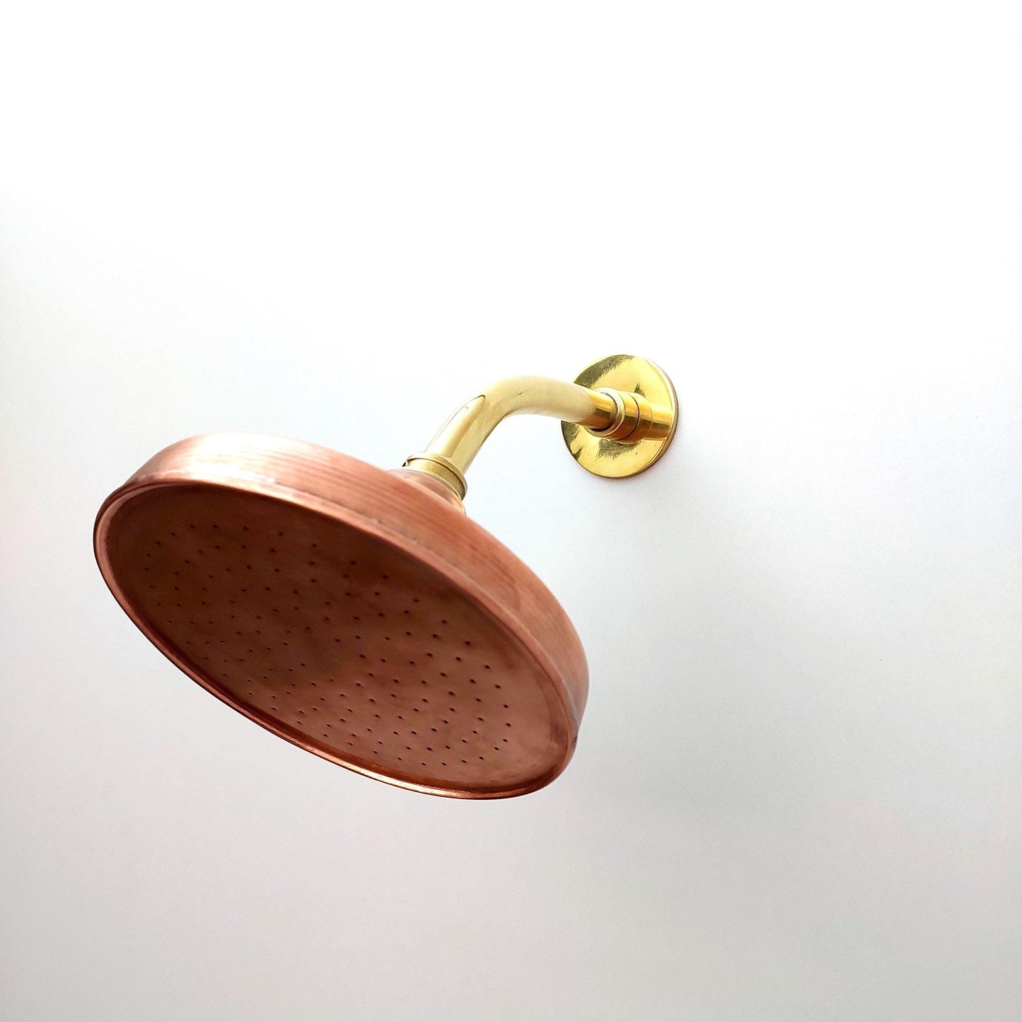 Copper Round Rain Shower Head with Brass Curved Arm for Outdoor and Indoor Shower System - Ref: ATLASS42