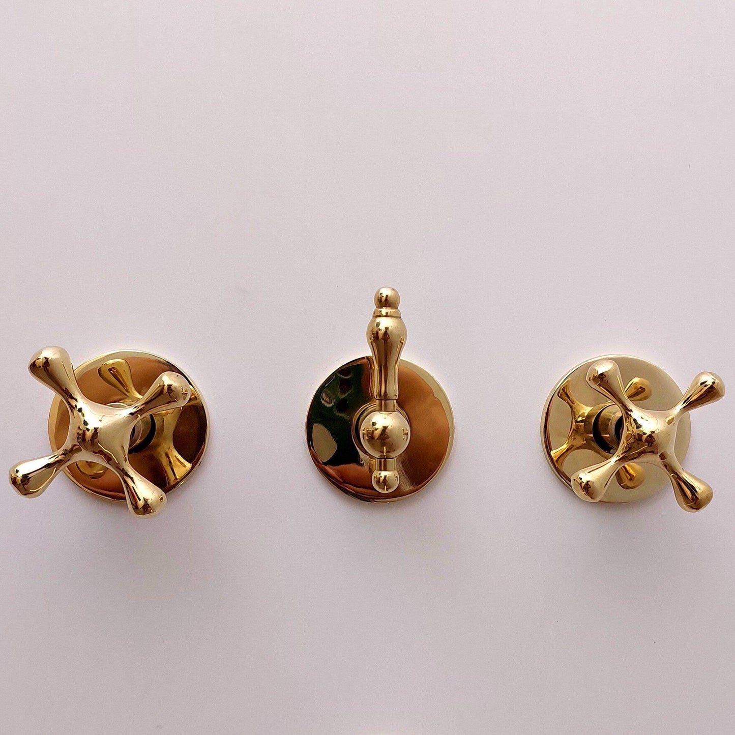 Unlacquered Brass Shower System with Tub Filler and Round Shower Head - Ref: ATLASS33