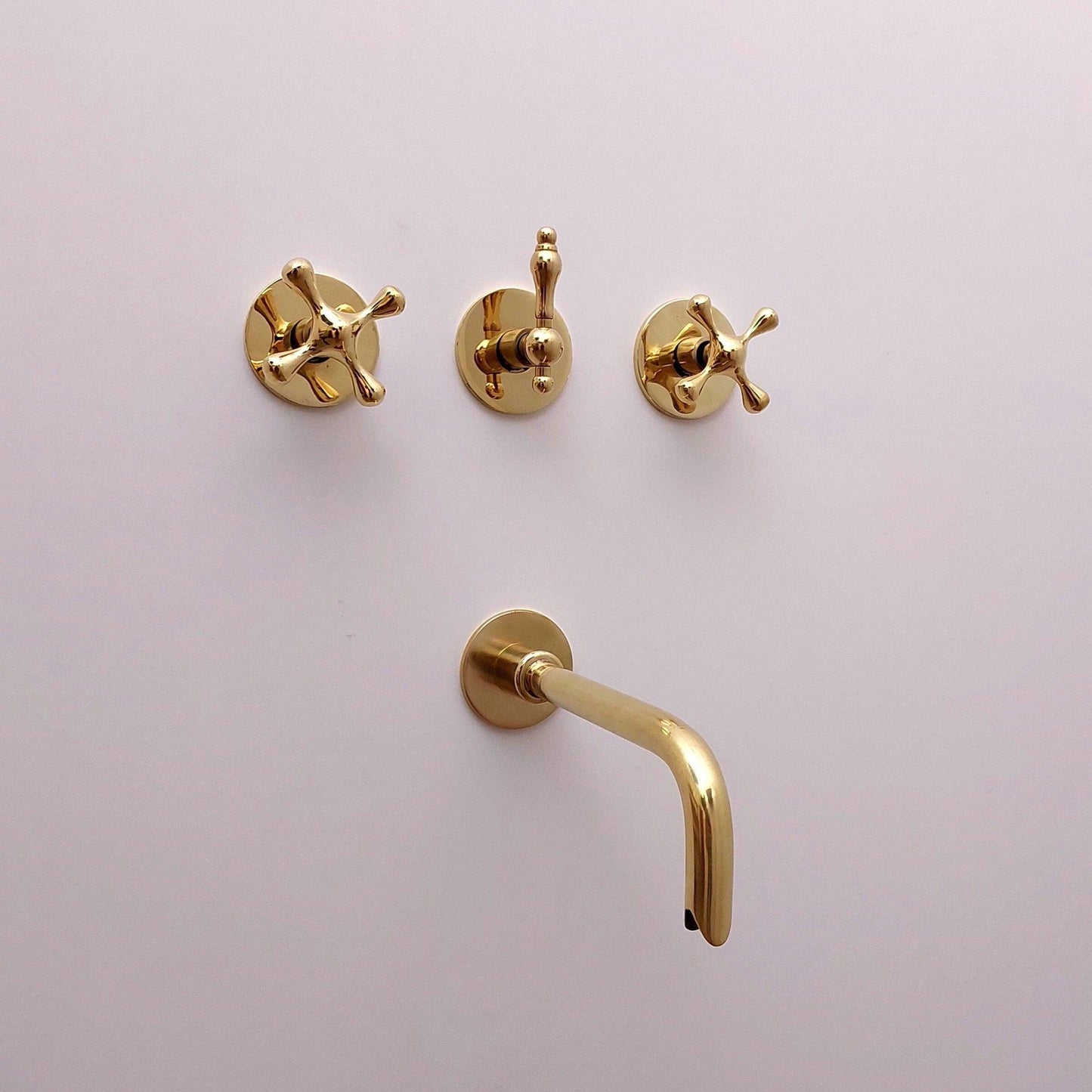 Unlacquered Brass Shower System with Tub Filler and Round Shower Head - Ref: ATLASS33