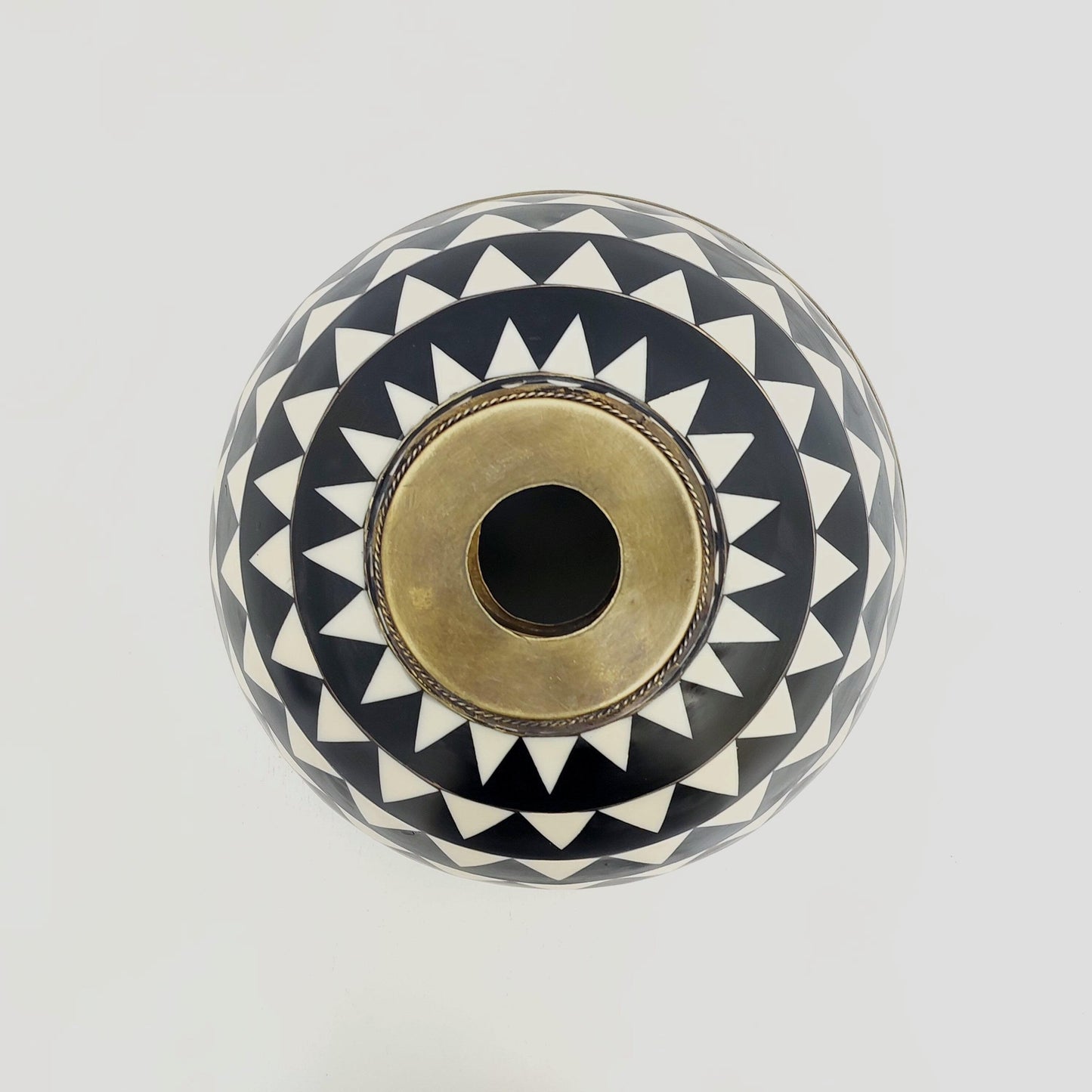 13" Antique Brass Bathroom Sink, Resin Vanity Vessel Sink, Black and White Bowl Sink - Ref: SN026