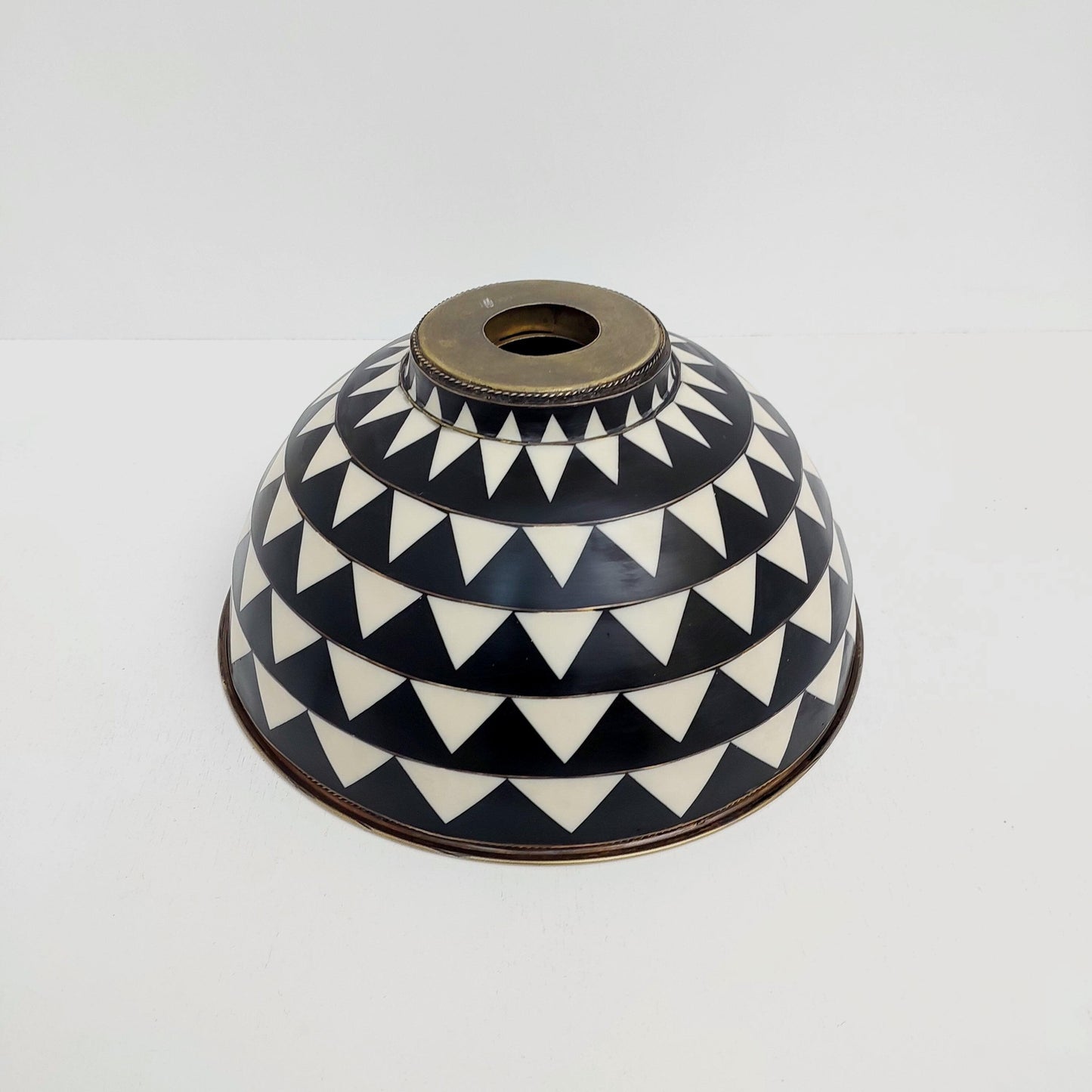 13" Antique Brass Bathroom Sink, Resin Vanity Vessel Sink, Black and White Bowl Sink - Ref: SN026