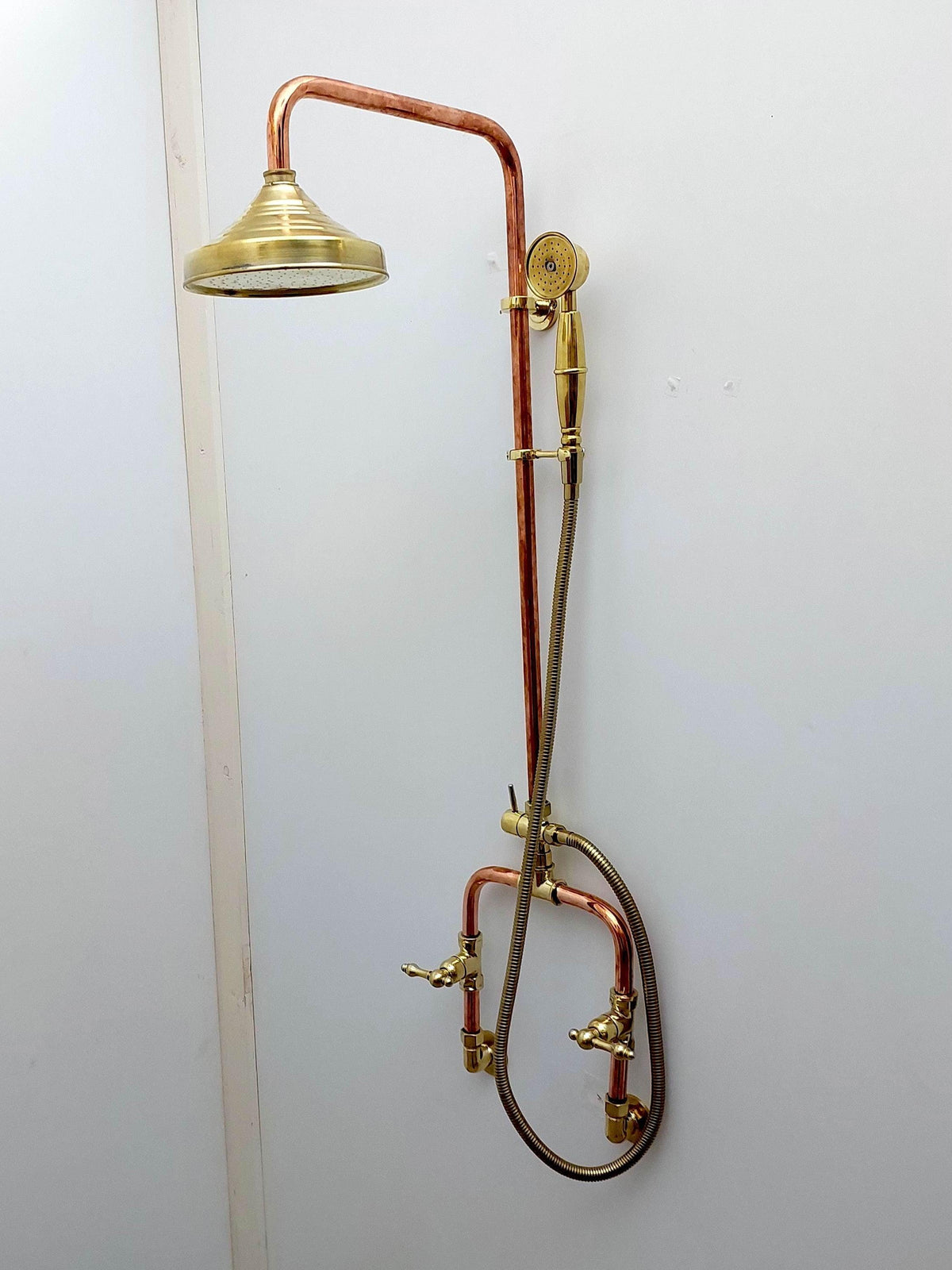 Système de douche à effet pluie en laiton non laqué et cuivre avec pomme de douche vintage - Réf : SS0023-LH