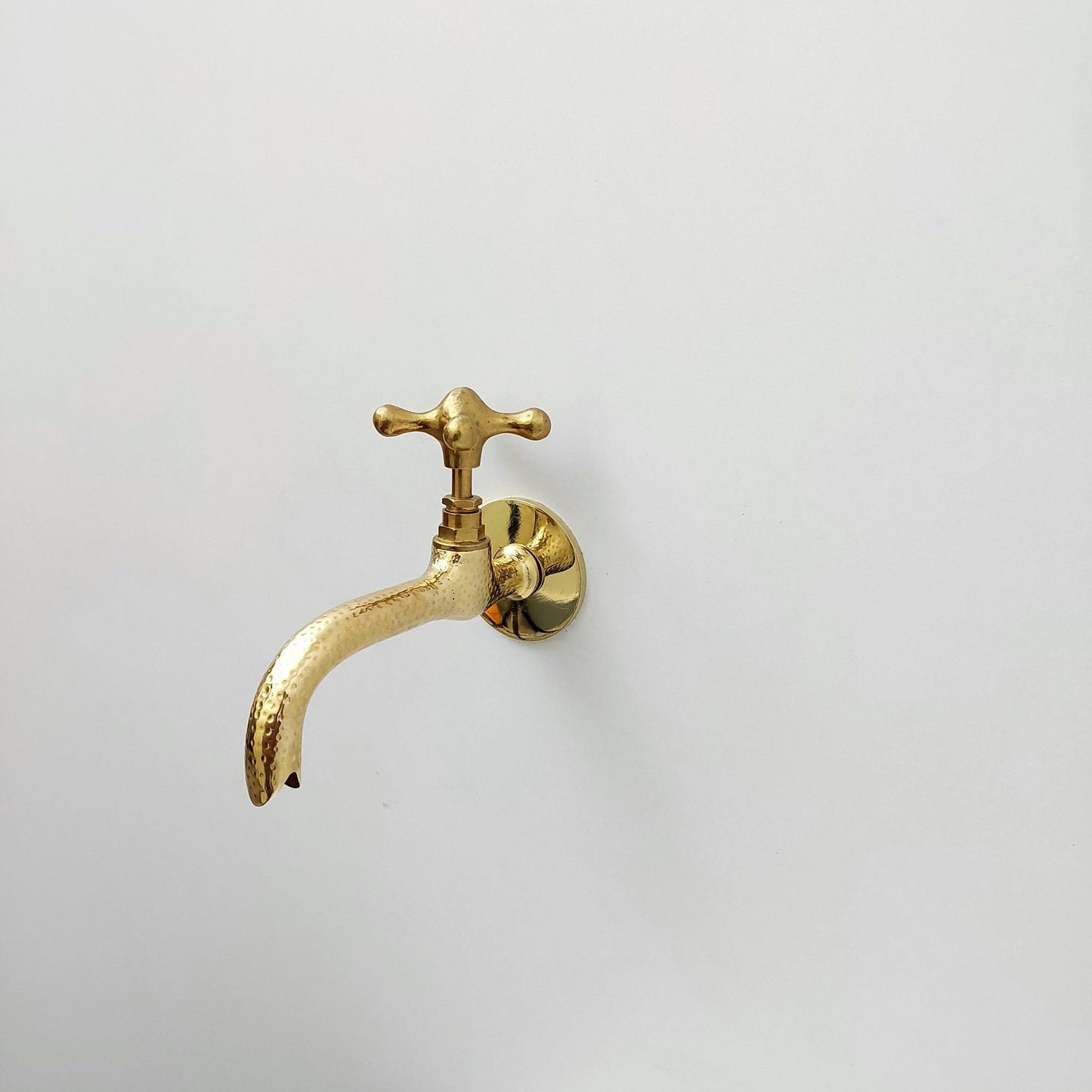 Unlacquered Solid Brass Wall Mounted Faucet with Cross Handle - Ref: AWF001