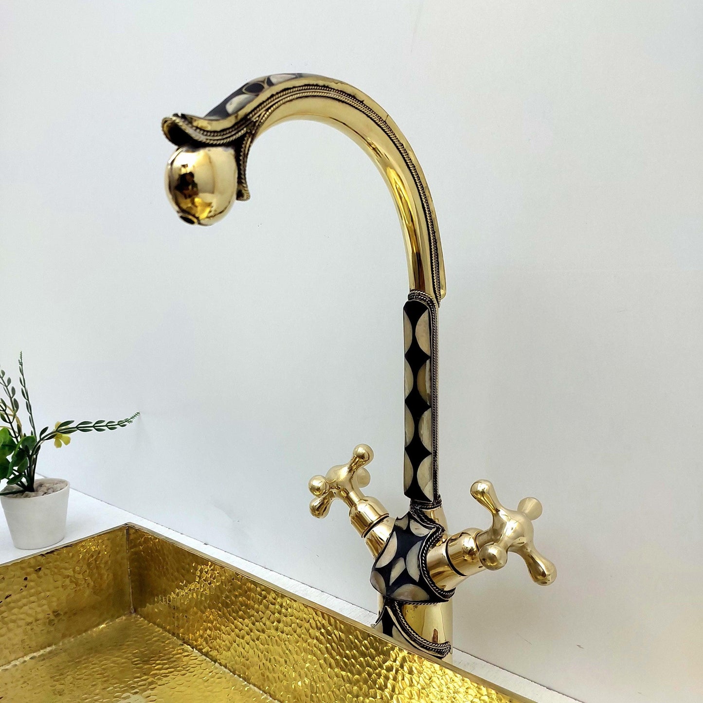 Unlacquered Brass and Resin Bathroom Sink with Faucet, Antique Brass Vanity Vessel Sink - Ref: SN014
