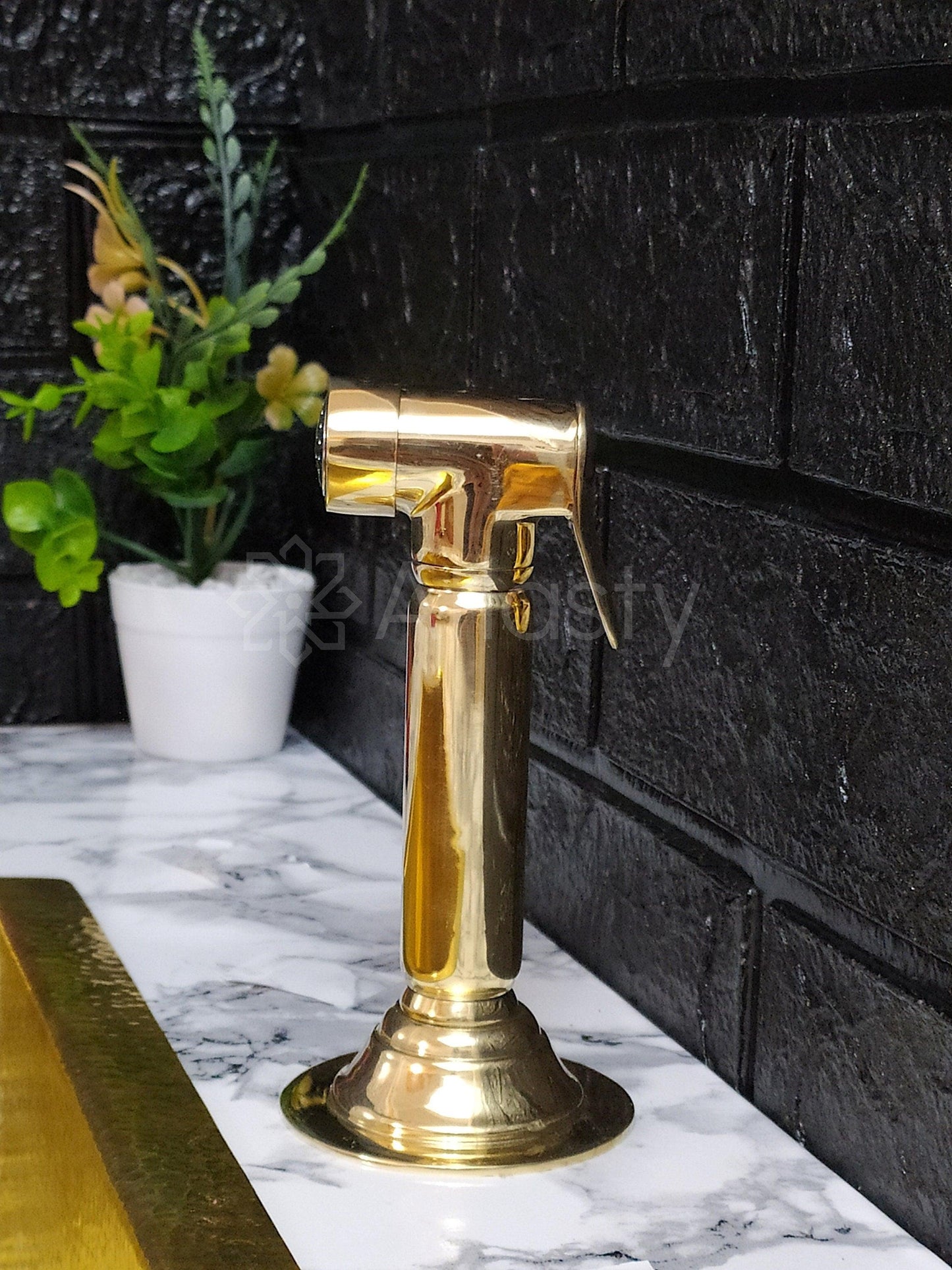 Solid Brass Kitchen Hand Sprayer, Unlacquered Brass kitchen Side Sprayer for Cold Water