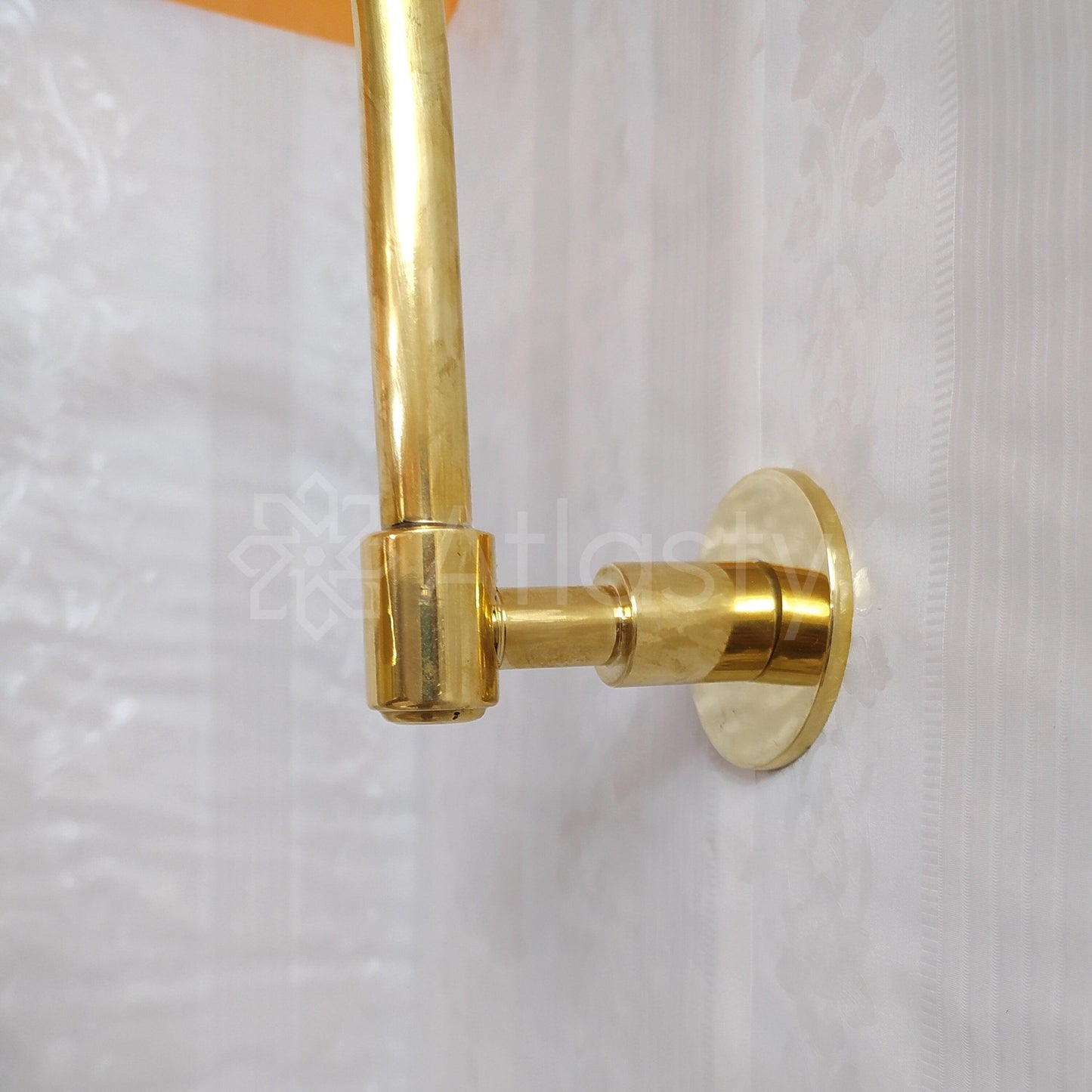 Antique Brass Shower System with Square Shower Head, and 2 Handles - Ref: ATLASS28