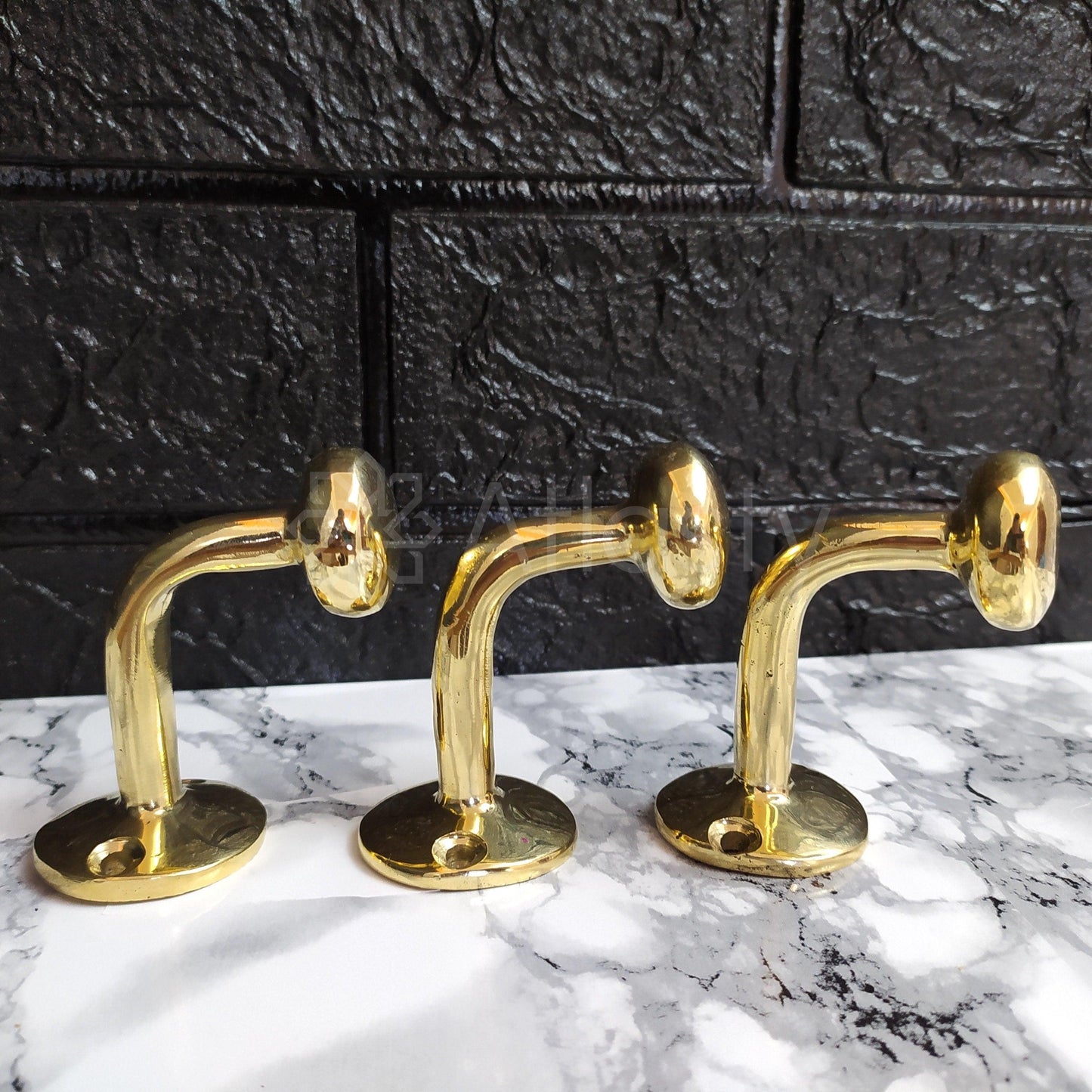 Crochets en laiton massif, laiton non laqué, crochets en laiton faits à la main