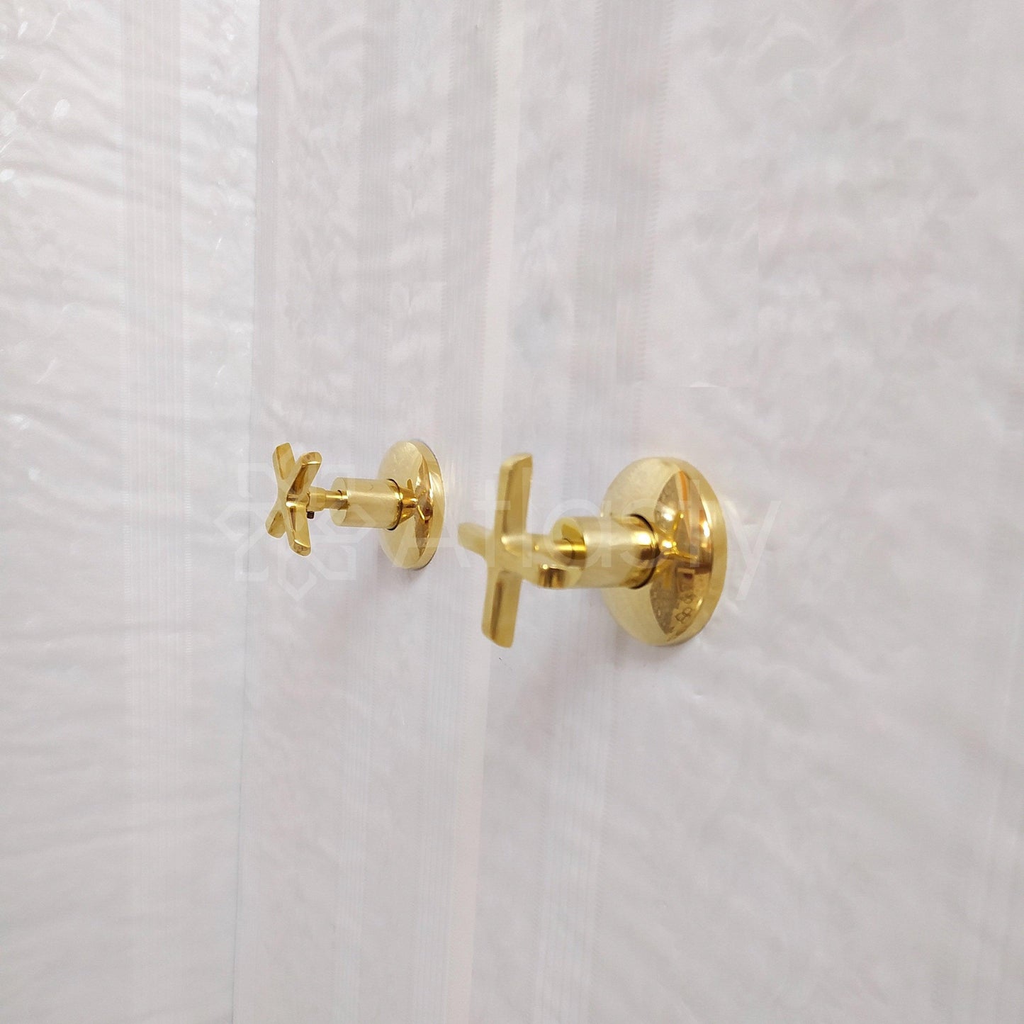 Antique Brass Shower System with Square Shower Head, and 2 Handles - Ref: ATLASS28