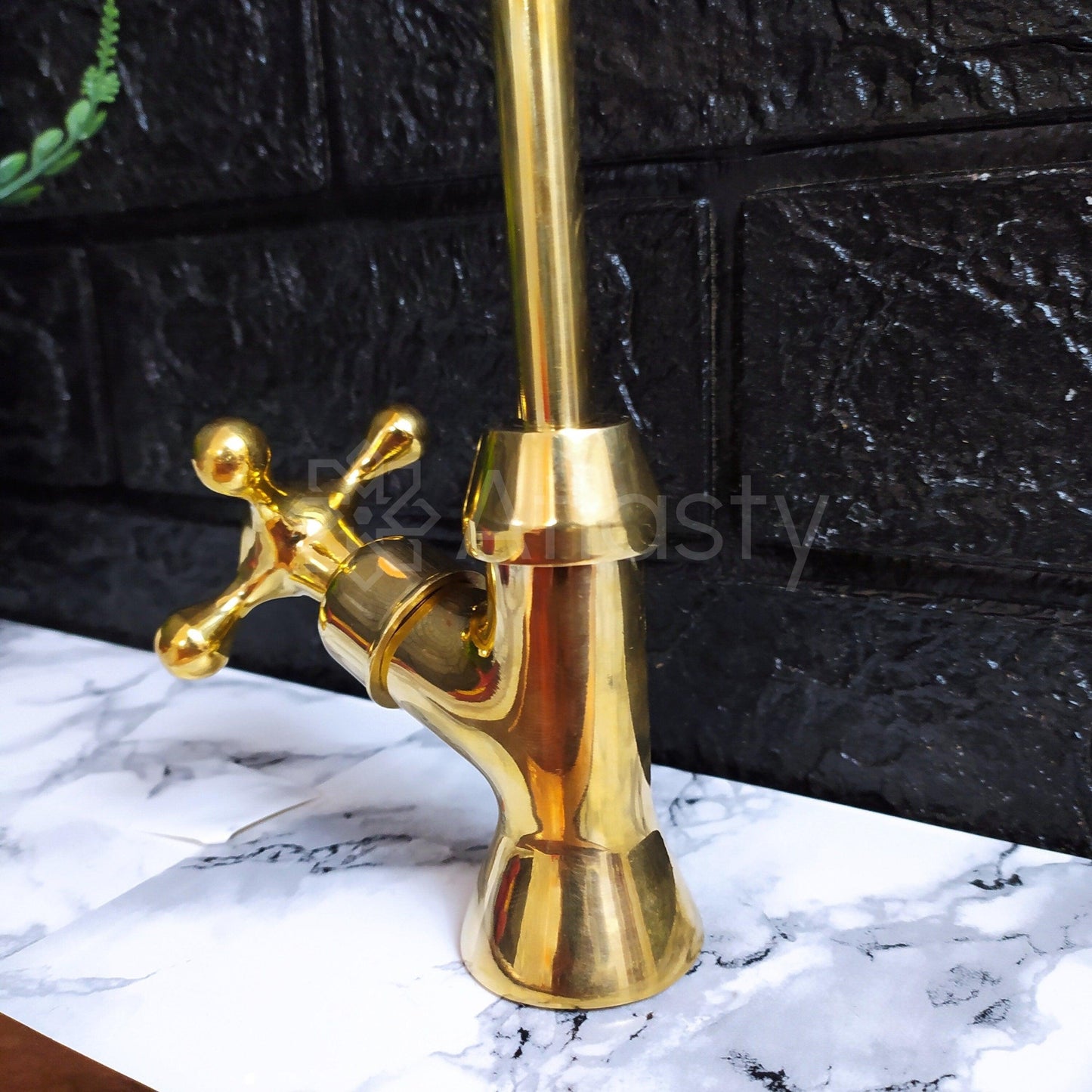 Single Handle Faucet, Unlacquered Solid Brass