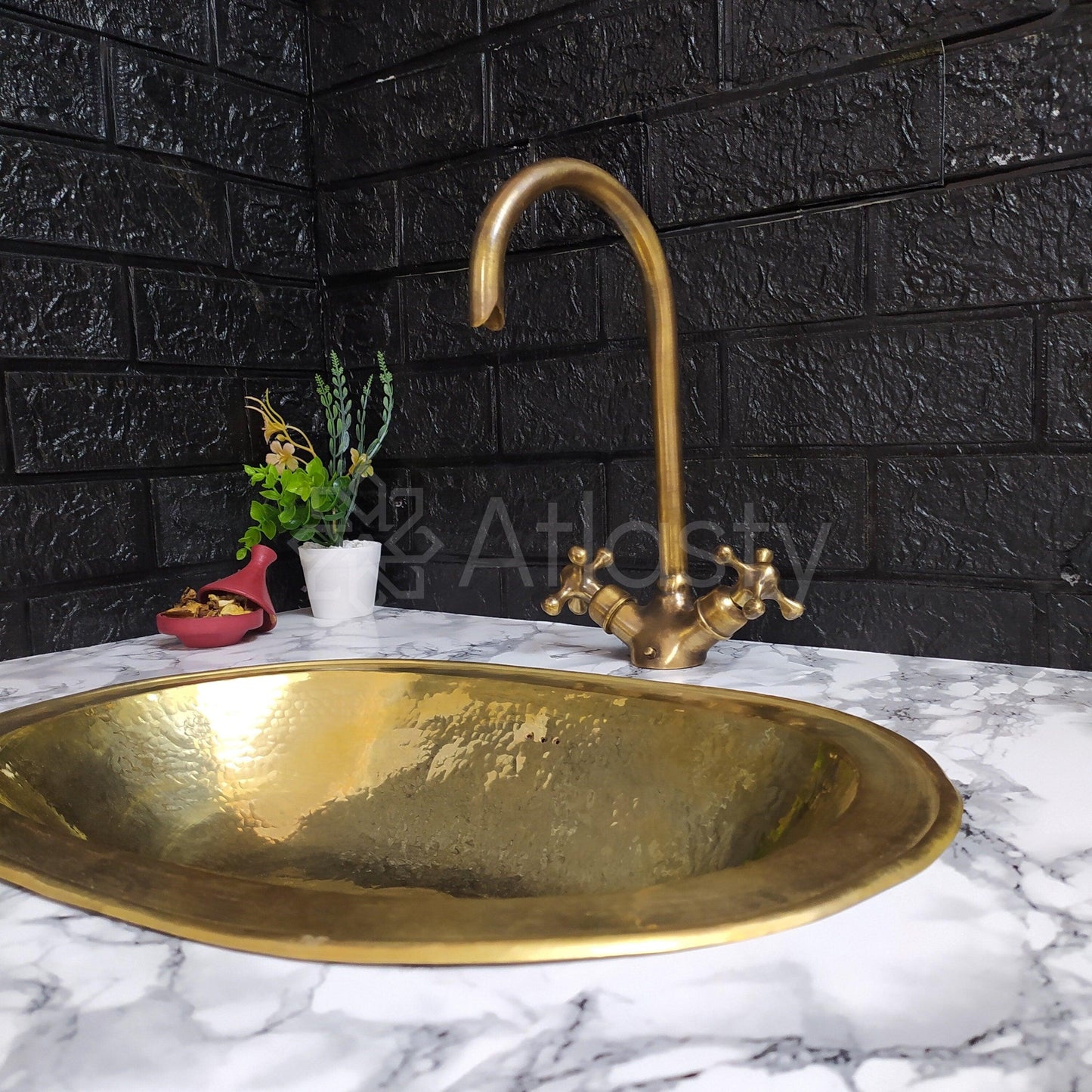 Curved Bronze Bathroom Faucet, Oil Rubbed Bronze, Cross Handles