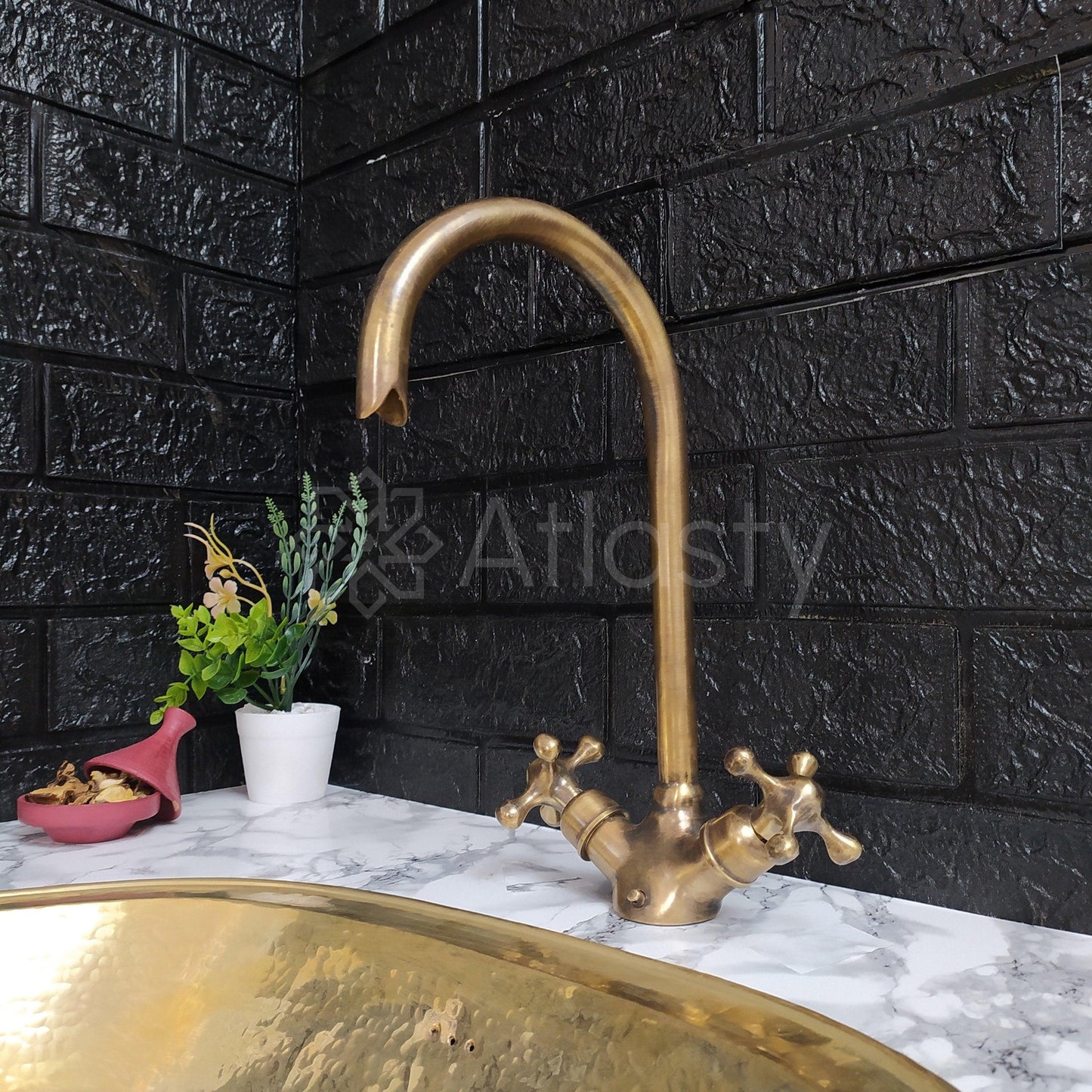 Curved Bronze Bathroom Faucet, Oil Rubbed Bronze, Cross Handles