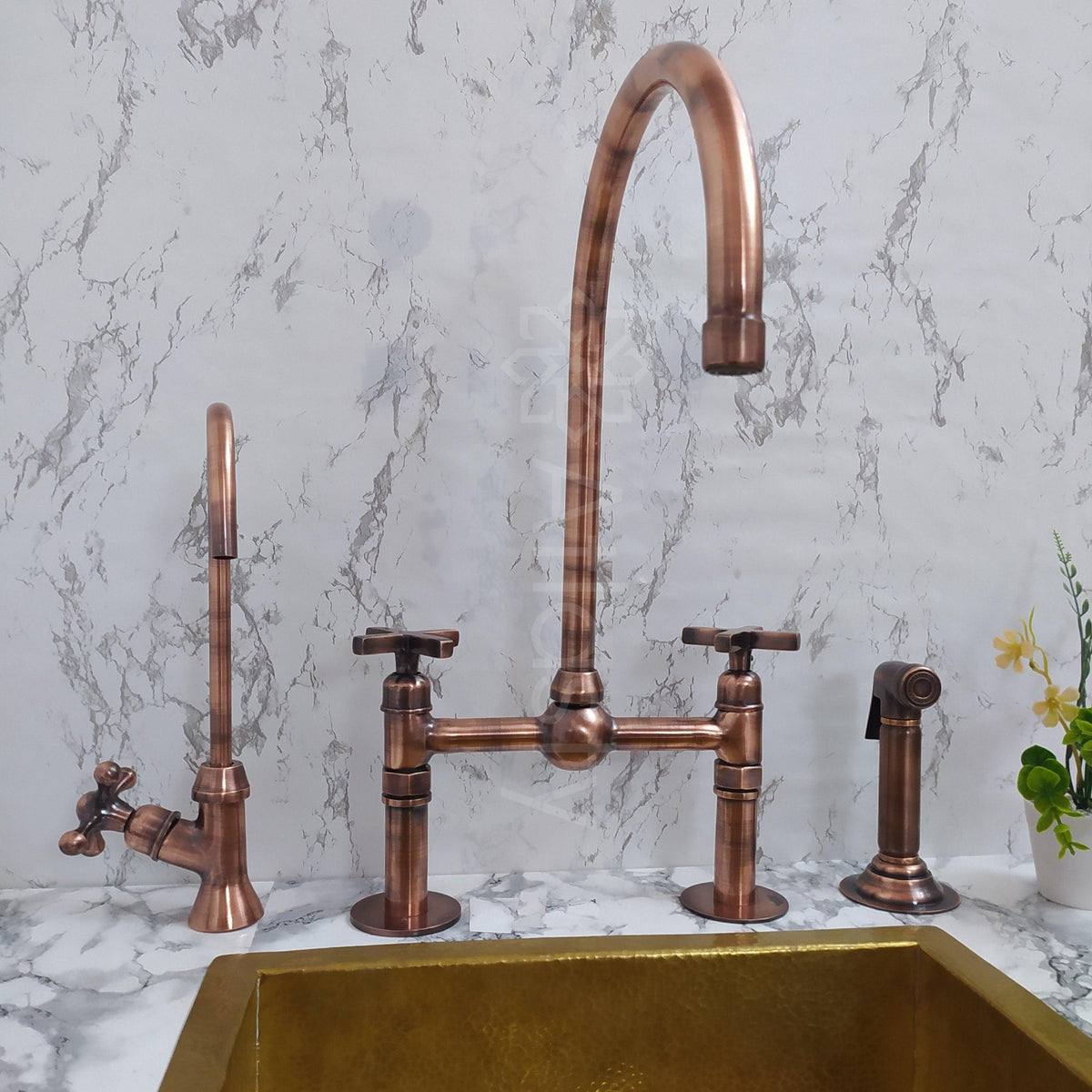 Robinet en cuivre | Robinet en cuivre brillant avec poignée en croix | Pulvérisateur en cuivre et robinet d'eau filtrée | Robinet en cuivre antique | Robinet de cuisine