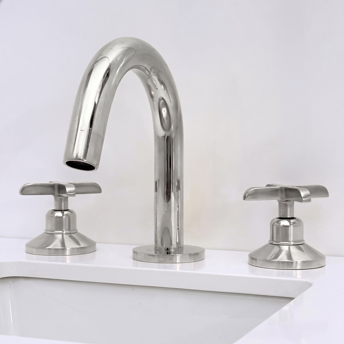 Polished Nickel Gooseneck Widespread Bathroom Faucet with Cross Handles
