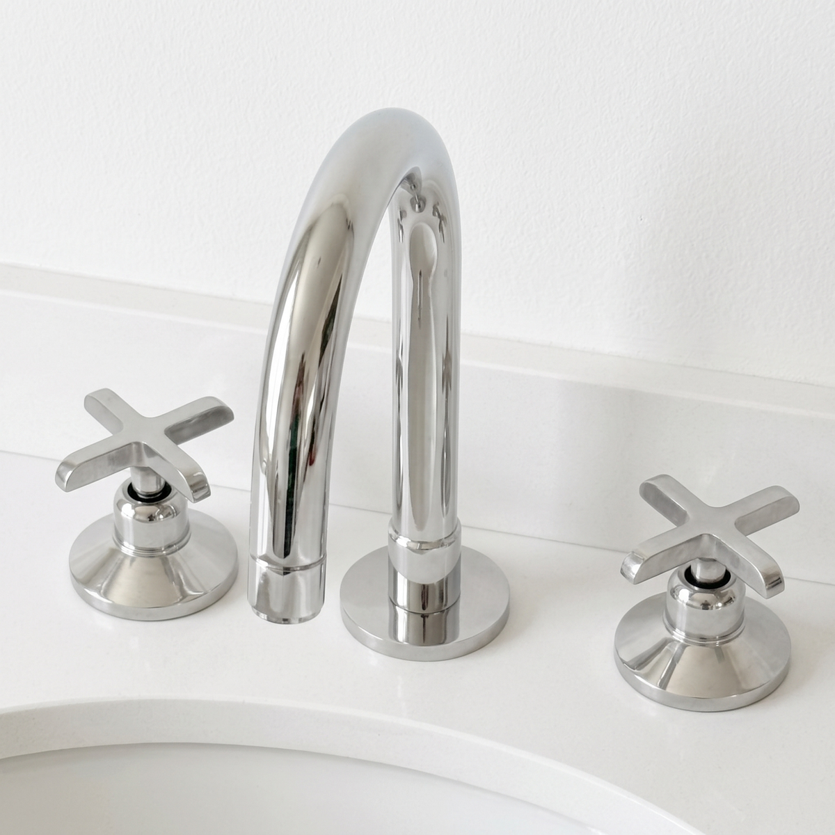 Polished Nickel Widespread Bathroom Faucet with Cross Handles