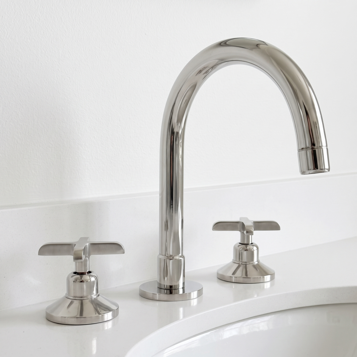Polished Nickel Widespread Bathroom Faucet with Cross Handles