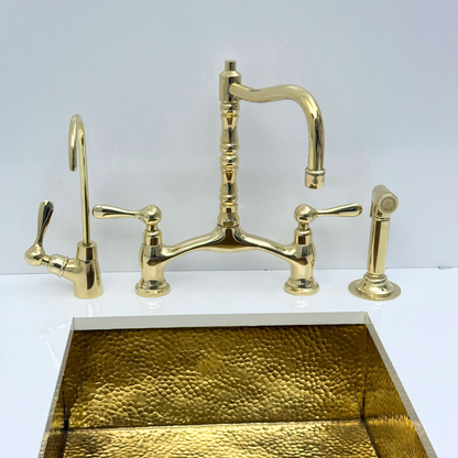 Grifo de cocina de latón sin lacar con rociador, grifo de agua fría y manijas en cruz - Ref: APC-99