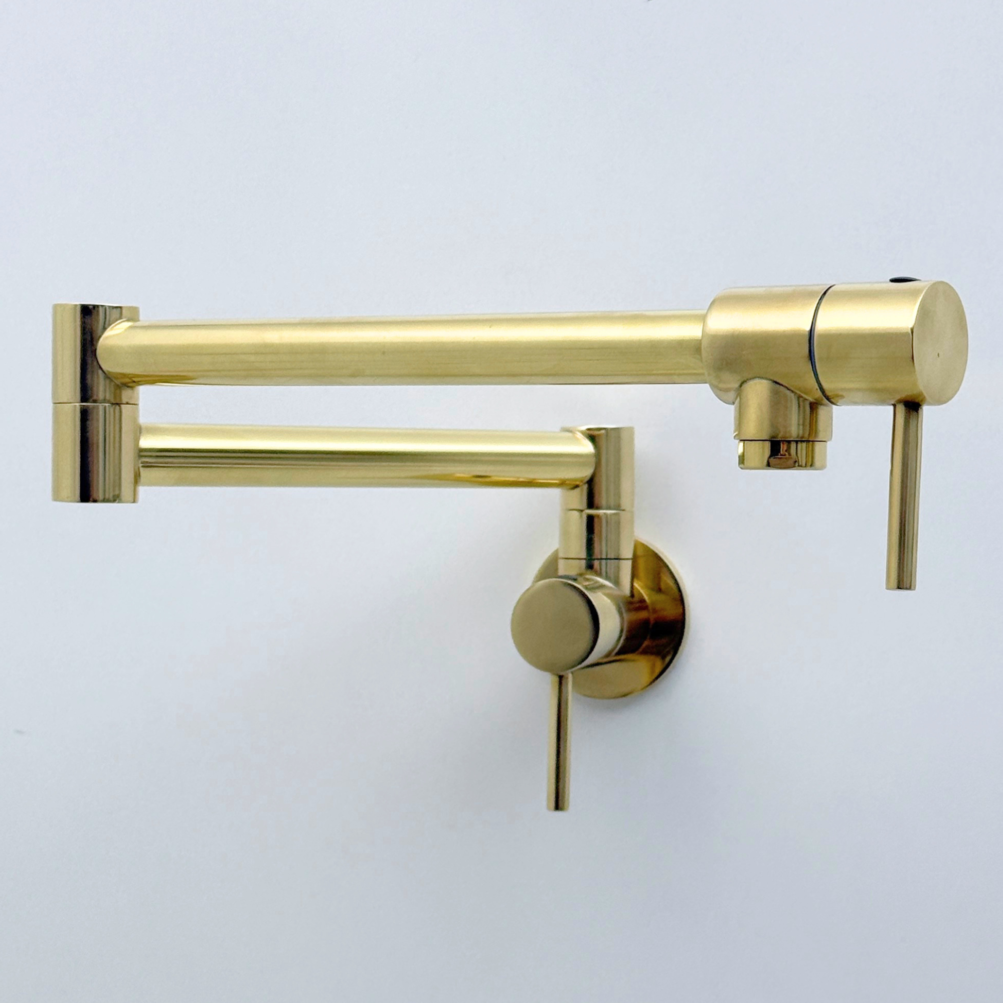Unlacquered brass pot filler