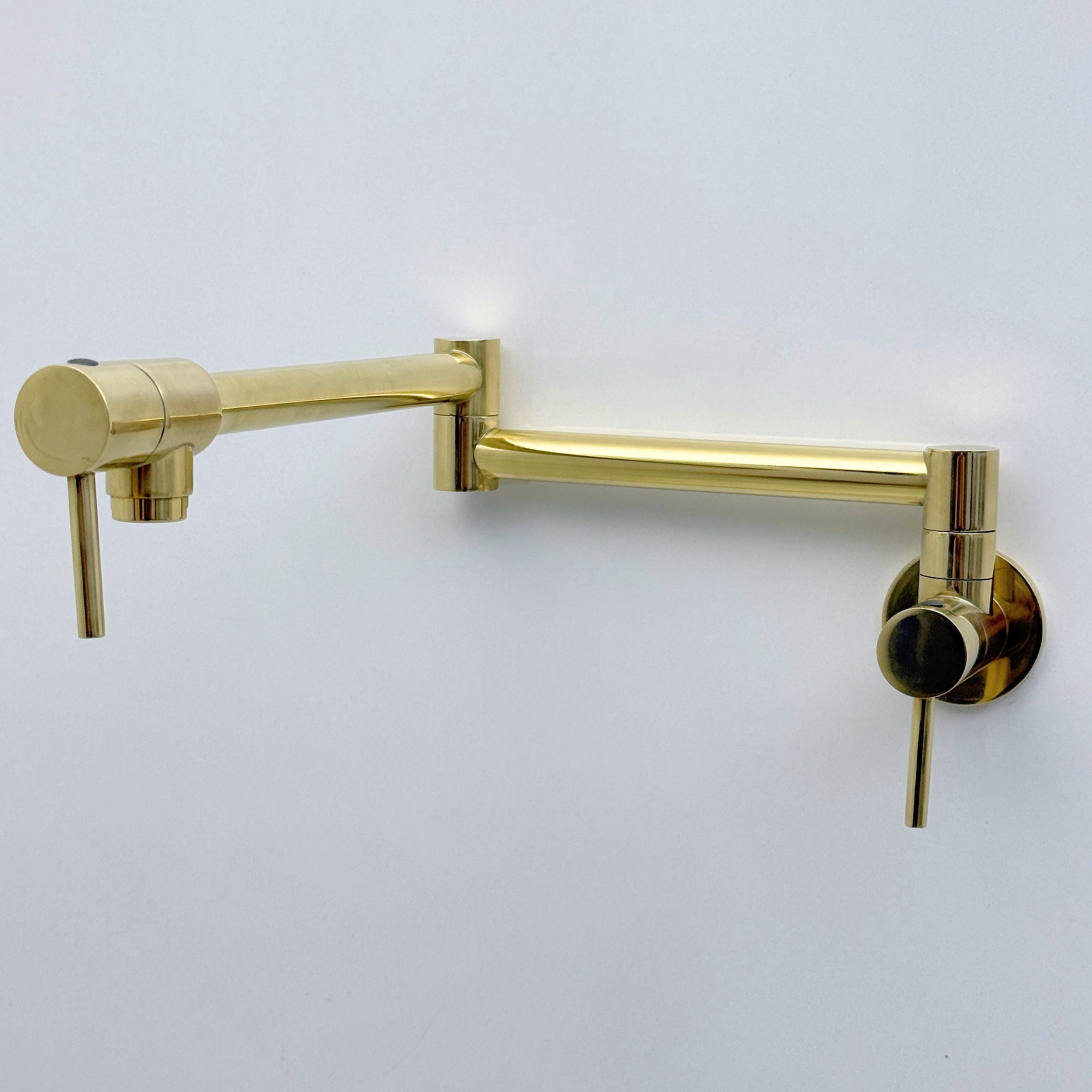Unlacquered brass pot filler