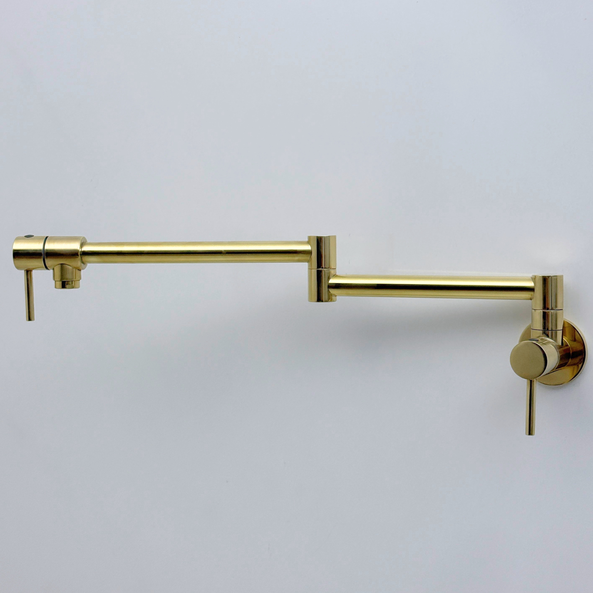 Unlacquered brass pot filler