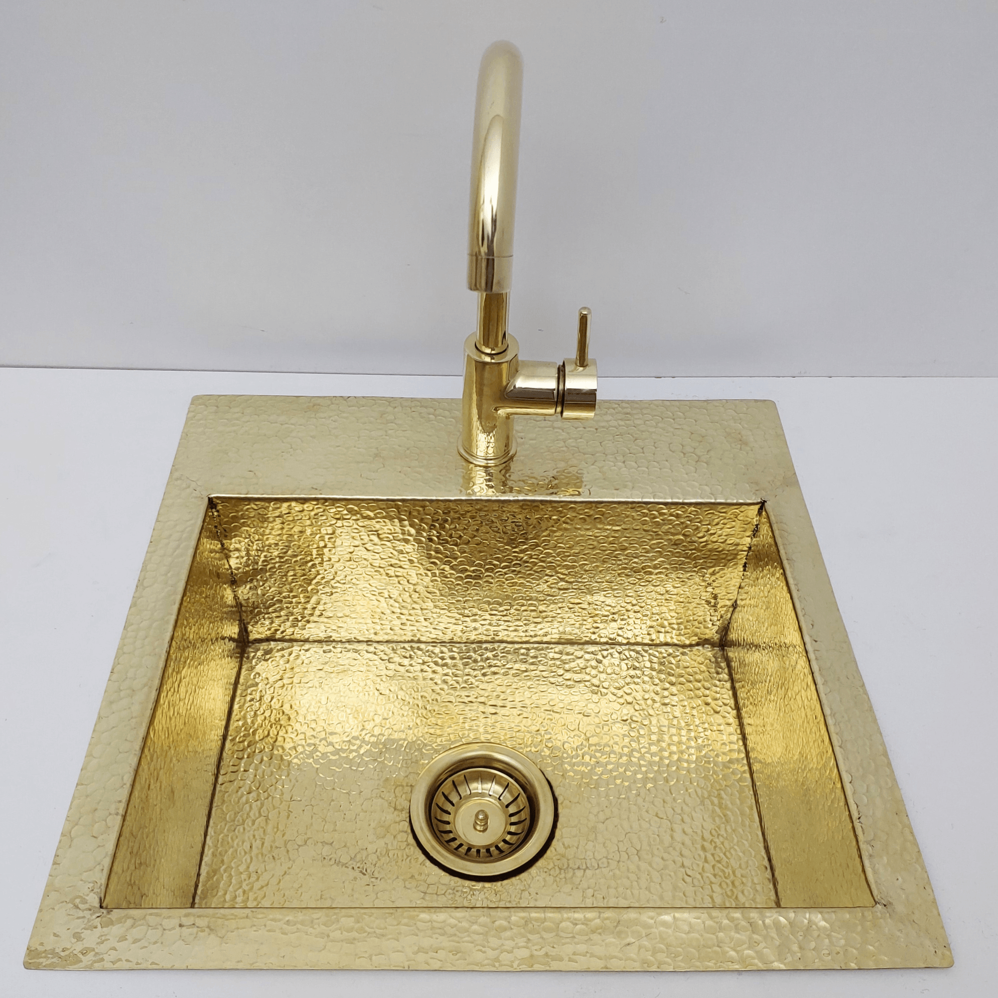Unlacquered Brass Sink with Matching Faucet, Drop-in Solid Brass Hammered Brass with Sink Strainer - Ref: SN005B