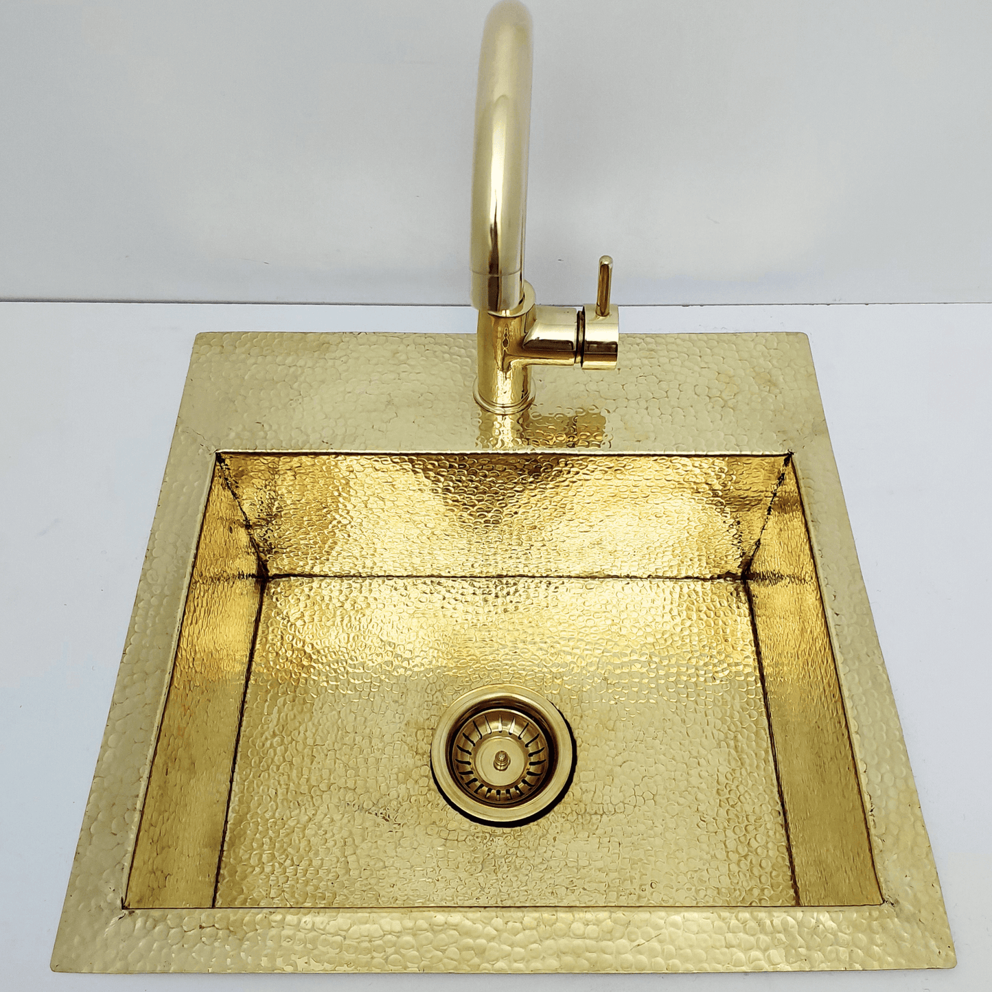 Unlacquered Brass Sink with Matching Faucet, Drop-in Solid Brass Hammered Brass with Sink Strainer - Ref: SN005B
