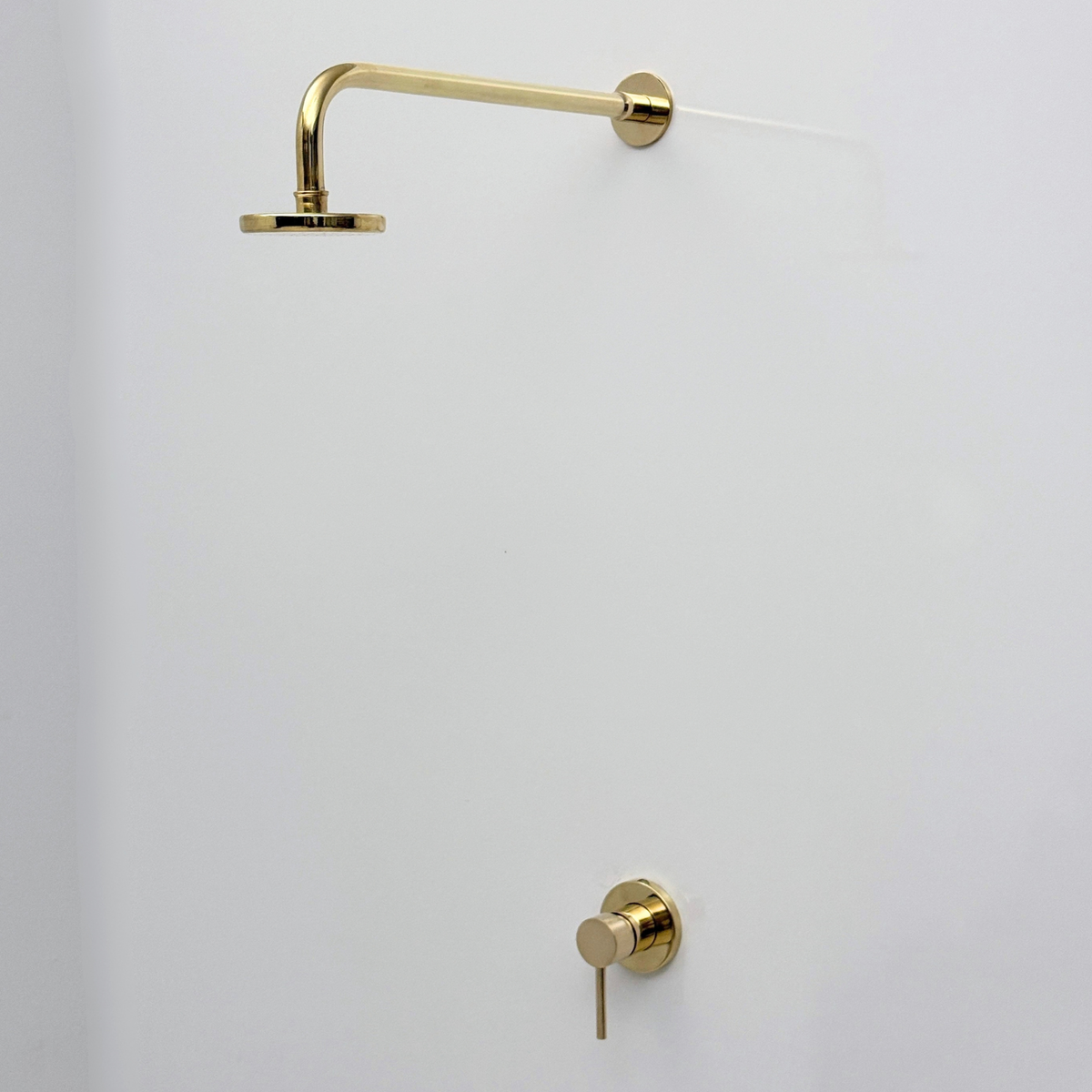 Unlacquered Brass Concealed Round Rain Shower System with Straight Arm
