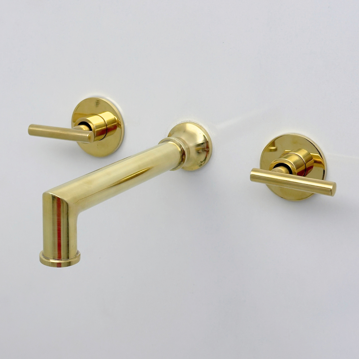 Unlacquered Brass Wall-Mount Tub Filler
