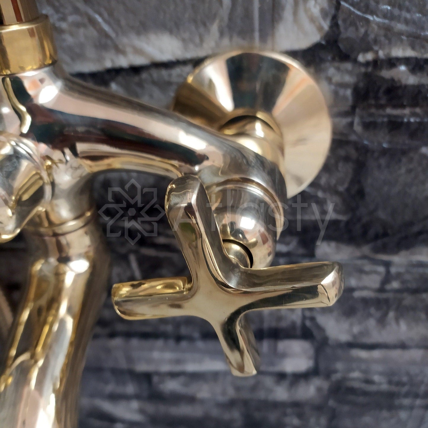 Antique Brass Shower System with Bath Faucet, Handheld Shower, and 3 Handles - Ref: ATLASS25